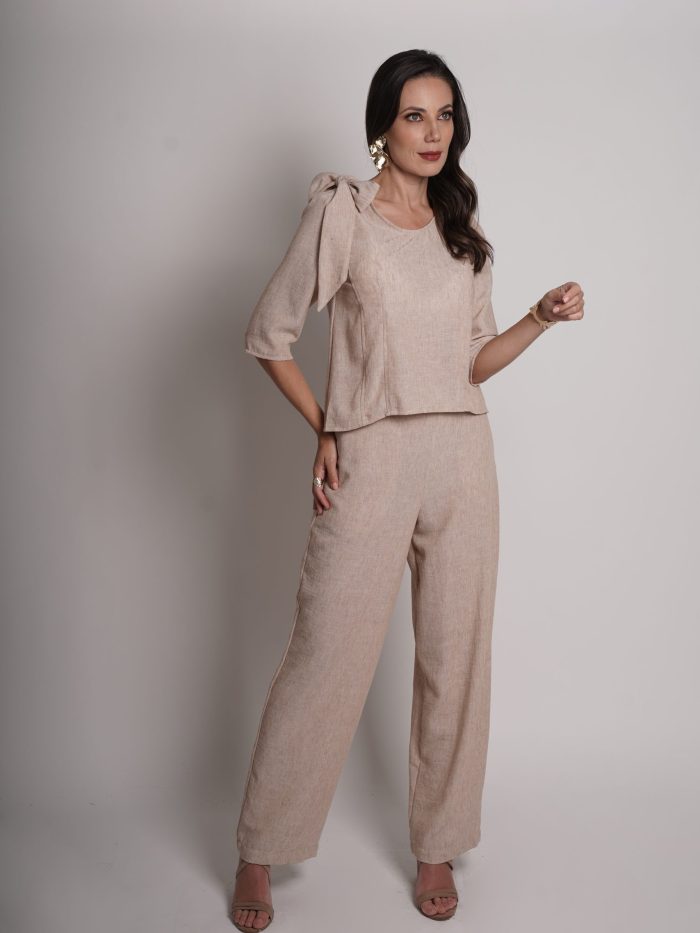 SET BLUSA CON CORBATÍN