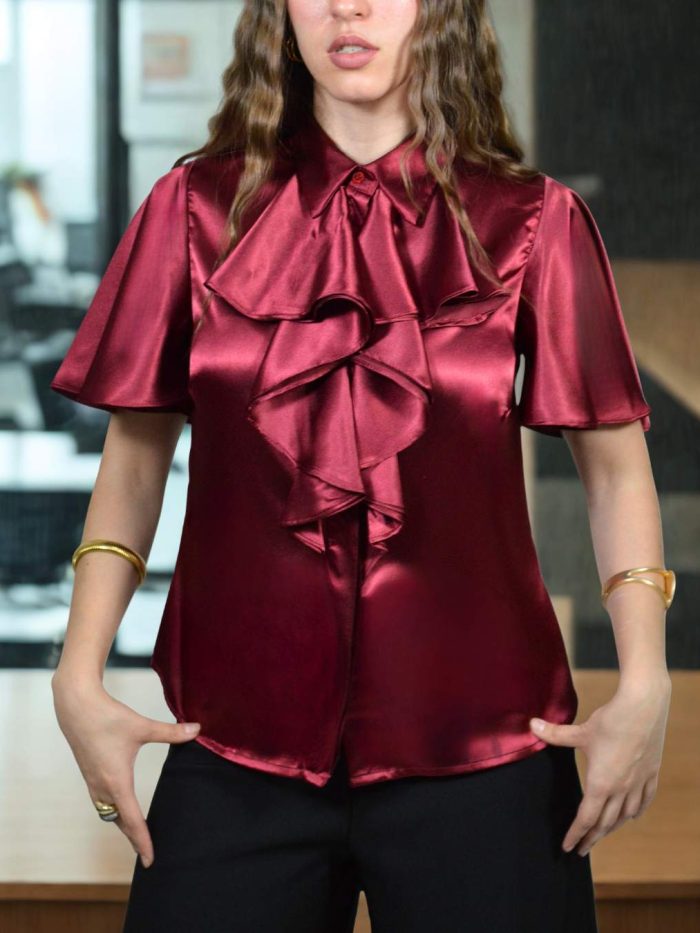 BLUSA SATIN CON OLANES