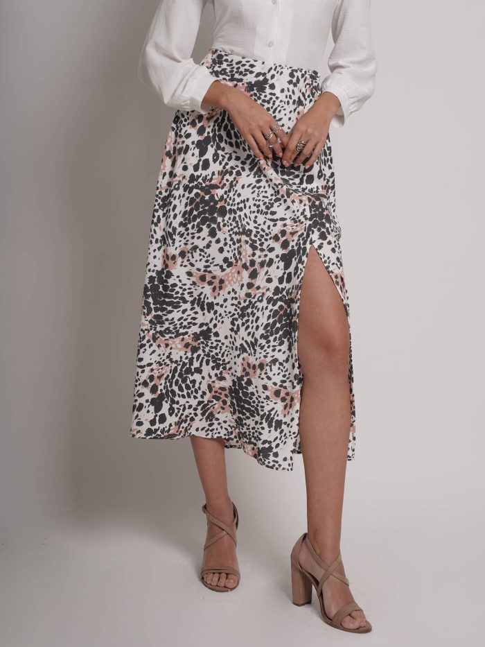 FALDA CON FORRO ANIMAL PRINT